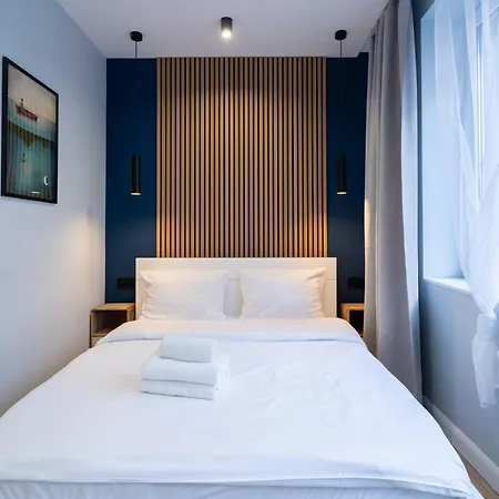 Silesian Deluxe By Bookinghost *