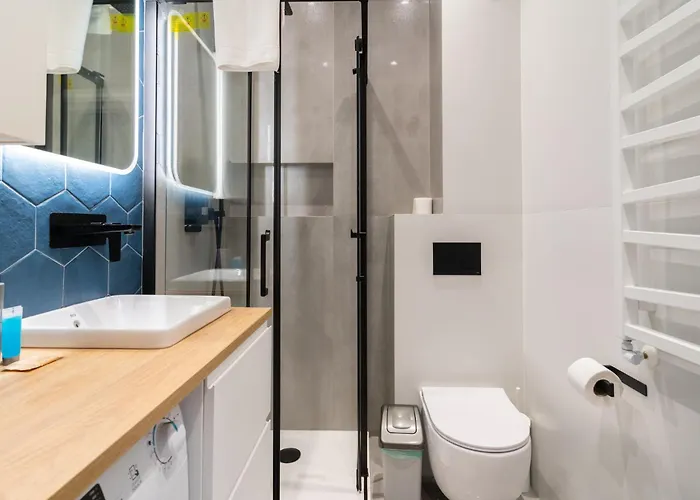 Silesian Deluxe By Bookinghost *