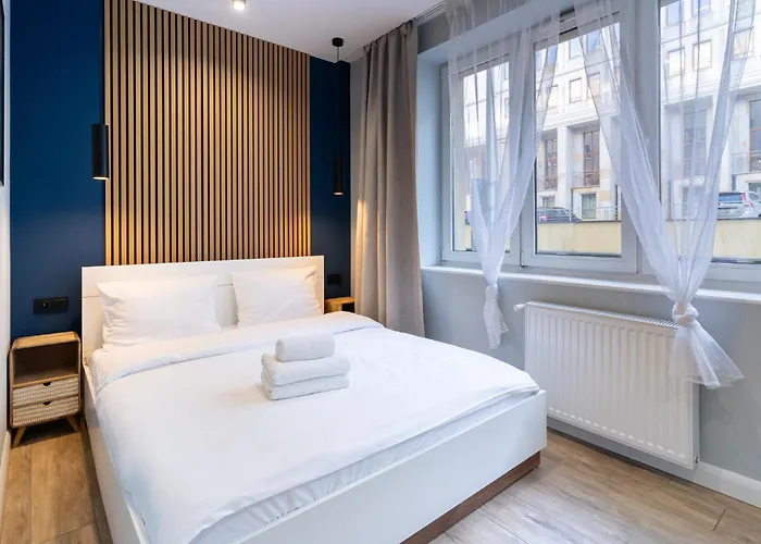 Silesian Deluxe By Bookinghost דירה קטוביץ